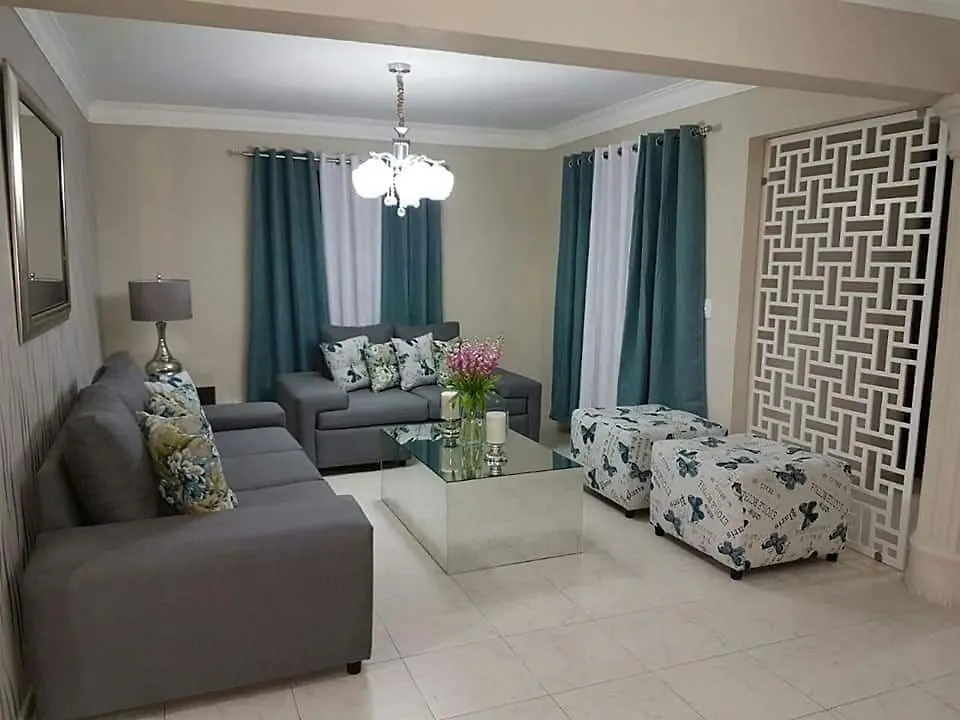 Carolina Recovery House Hotel Santo Domingo
